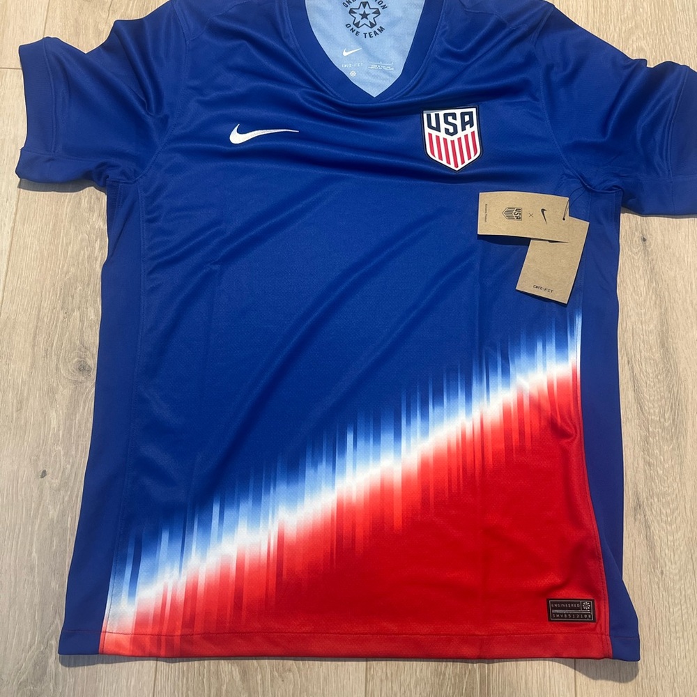 USA soccer Nike Red and Blue Sportswear